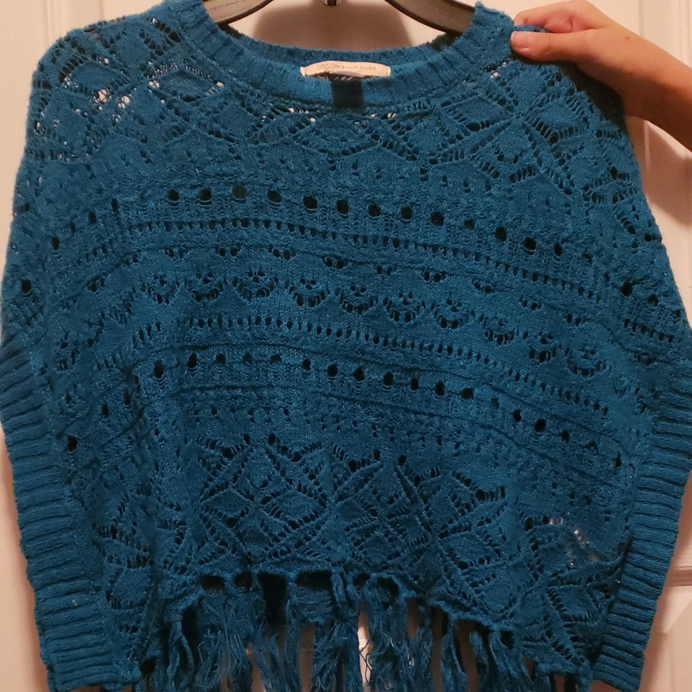 Shawl with fringe